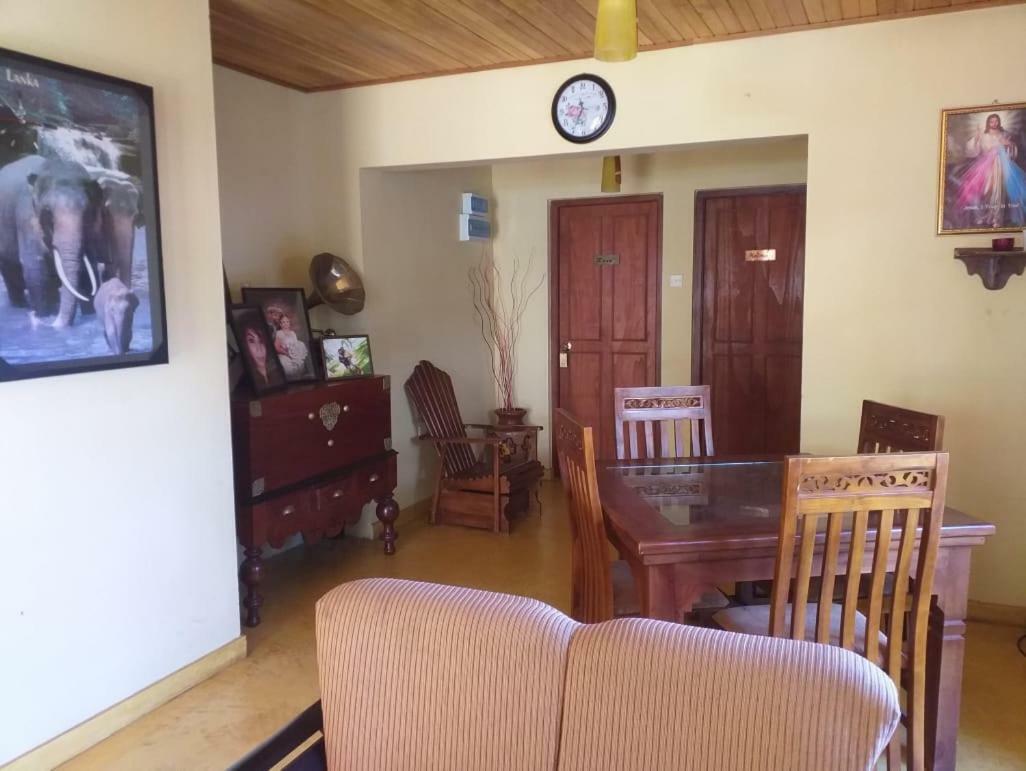 Bed and Breakfast Hill View Bungalow Nuwara Eliya Exterior foto